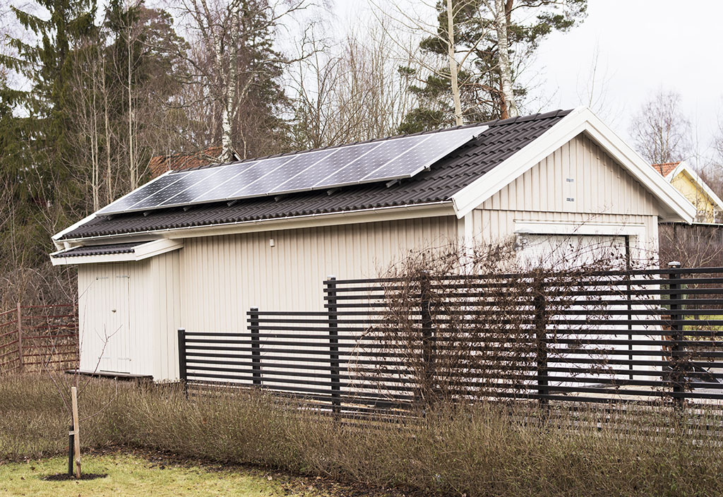 garage med solceller